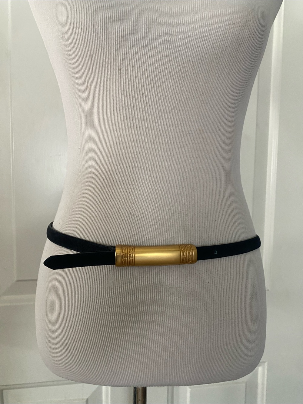 Vintage JG Hook Deep Navy /Black Leather Belt with Gold Sculptural Belt Buckle L